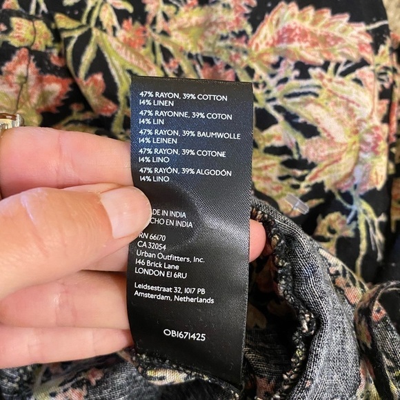 Free People women’s Stand Out Printed Jumpsuit in Black Combo Size M Boho - Picture 7 of 10